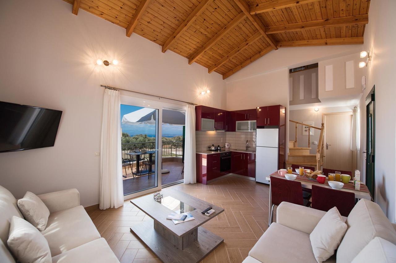 Lefkogea Villas & Apartments Tsoukaladhes Luaran gambar