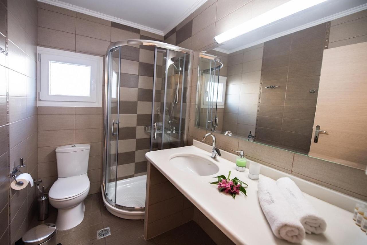 Lefkogea Villas & Apartments Tsoukaladhes Luaran gambar
